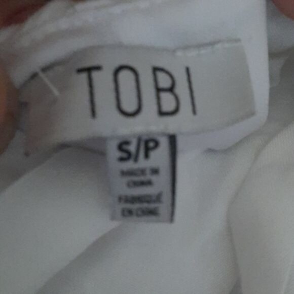 Tobi White Halter NWT top Size Small Petite - Picture 3 of 4